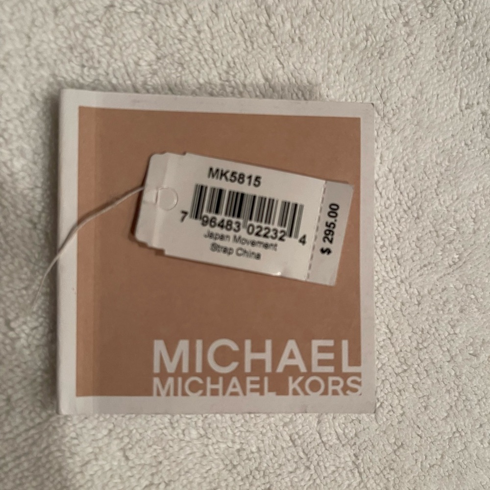 Michael Kors Hunger Stop Gold Watch - Picture 6 of 10